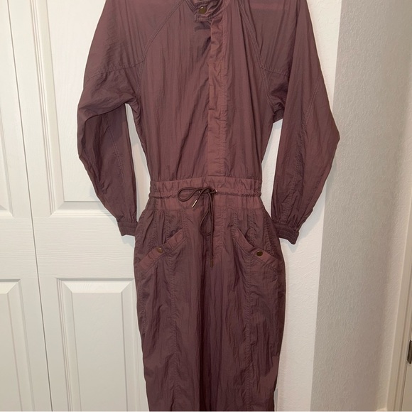 ATHLETA x Alicia Keys Utility Jumpsuit - Picture 6 of 13